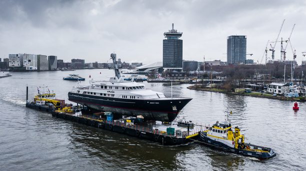 Classic 57.3m Feadship superyacht AMARA begins major refit