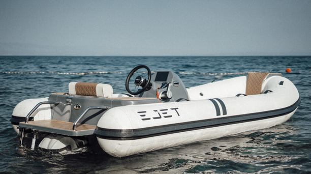 EJET 4x, an electric eco-friendly tender 