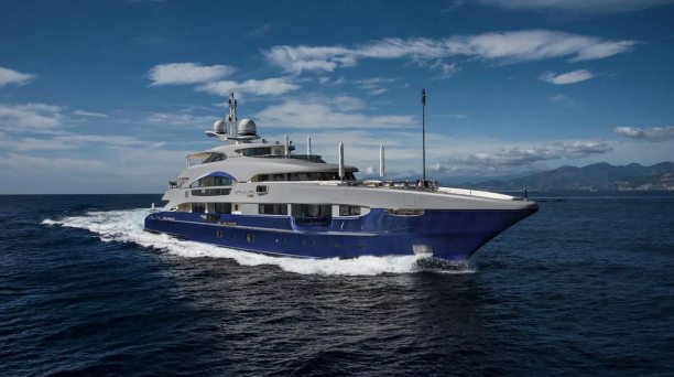 €1.5M Price Reduction on 55m Heesen Superyacht After You