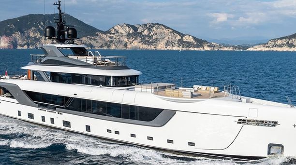 Admiral S-Force 55 Superyacht Silver Star I Sold
