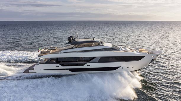 €800K Price Reduction on 30m Ferretti 1000 Motor Yacht Spica 