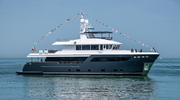 CdM launch M/Y Archipelago