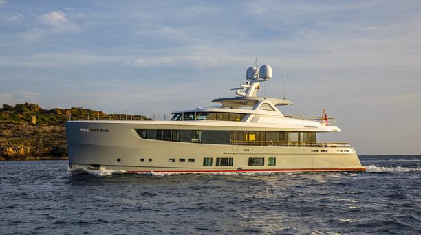 36m Mulder ThirtySix Superyacht Delta One Sold 