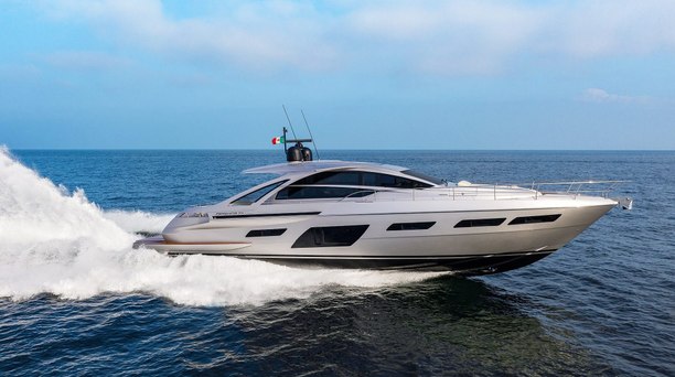 Pershing debut carbon fibre 7X at Boot Dusseldorf