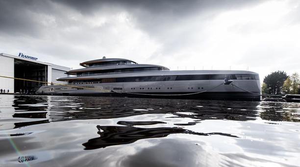 Feadship deliver 84m superyacht OBSIDIAN