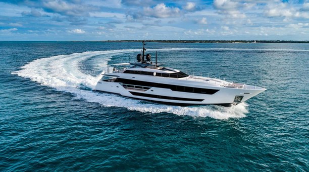 Custom Line 120 picks up another award for Ferretti