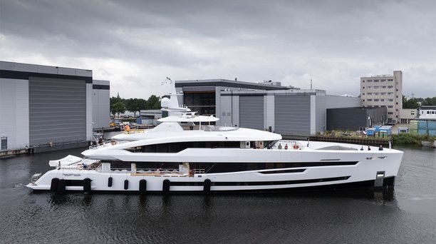 SANTOSHA: Heesen Yachts First 57m Series