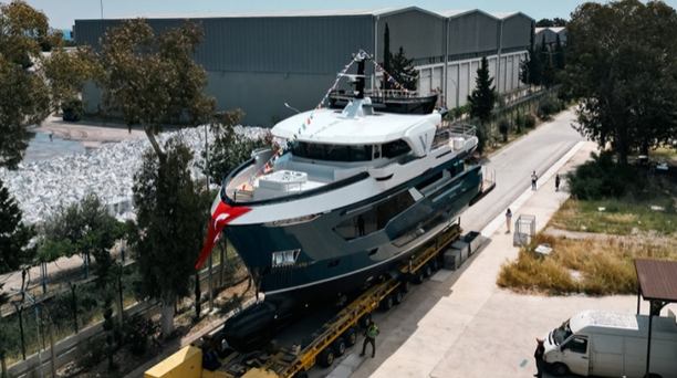 26m AvA Yachts Kando85 Motor Yacht V Launched 