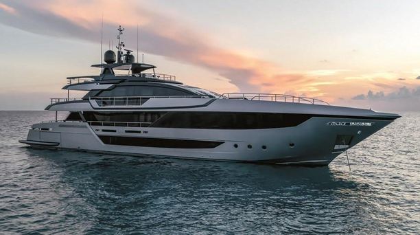40m Riva 130 Bellissima Motor Yacht Janus Navem Listed for Sale 