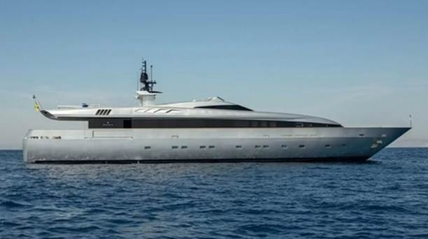 42m Baglietto Superyacht Tin Tin Listed for Sale