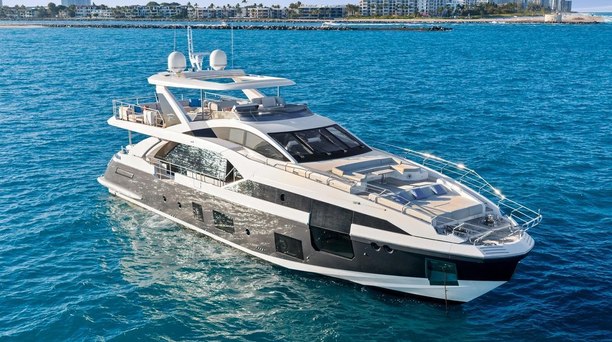 27m Azimut Grande 27m Superyacht Mastermind Now for Sale