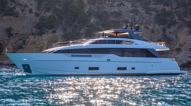 28m Sanlorenzo SL90 Asymmetric Motor Yacht Seven Listed for Sale 