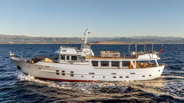 26m Feadship Custom Motor Yacht Sultana Receives €500K Price Reduction