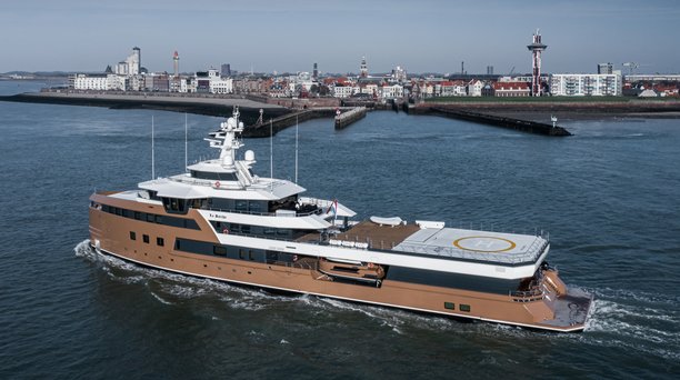 Damen’s “ultimate crossover” SeaXplorer 77 exployer yacht La Datcha delivered