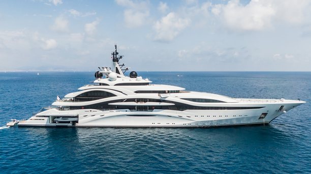 WATCH: 123m Lürssen Superyacht Al Lusail Returns to Service Following Seven-Month Refit