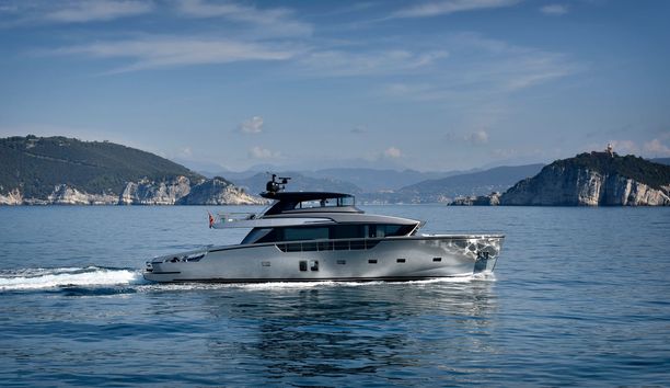 27m Sanlorenzo SX88 Motor Yacht Hard 8 Sold 