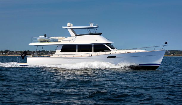 Grand Banks GB62 Flybridge Makes Global Debut at Palm Beach International Boat Show 2025