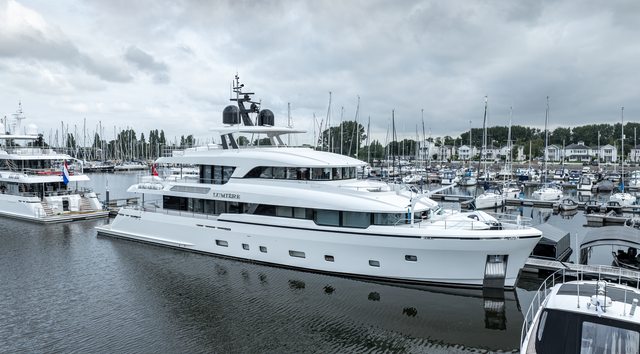 LUMIÈRE delivered, Moonen Yachts' latest Martinique