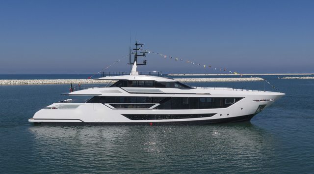 WATCH: First 40m Custom Line Saetta 128 Superyacht Launched in Ancona