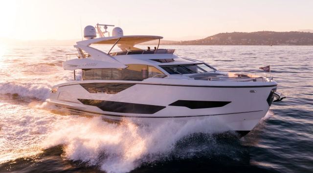 27m Sunseeker Triple Eight for Sale