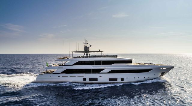 Custom Line Navetta 42 Review (2020 Edition)
