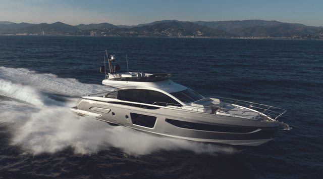 Azimut present new low emissions S7 Mk2