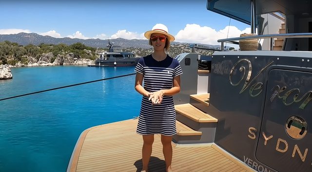 Bering Yachts Bering 77  Review (2021 Edition)