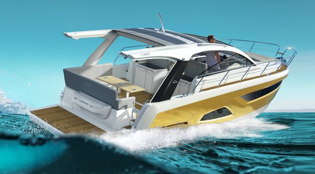 Sealine S390: Award Finalist Putting Flexibility First