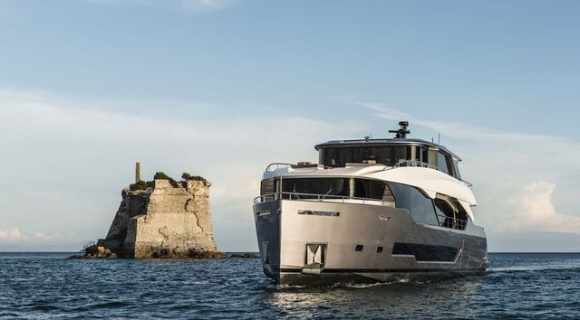 PESA II: Award-Winning Maiora 35 Exuma Superyacht