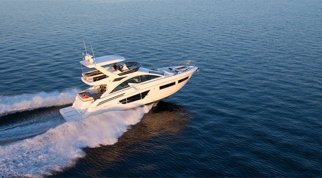 Cruisers Yachts 60 Fly