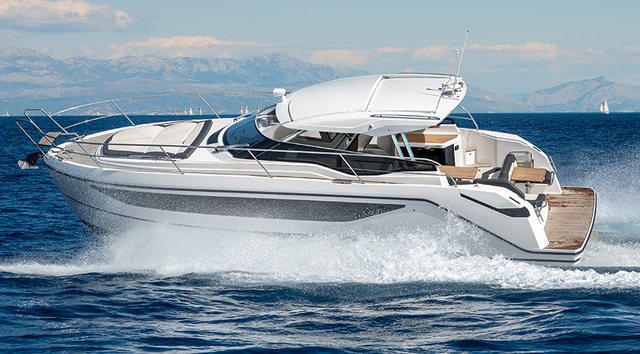 Bavaria Yachts SR35 OT Review (2025 Edition)