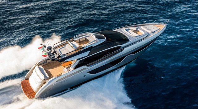 Riva 76' Perseo review