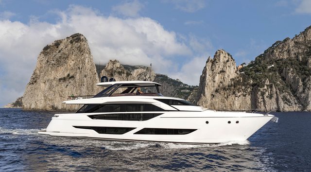 Ferretti Yachts 860 Review (2022 Edition)