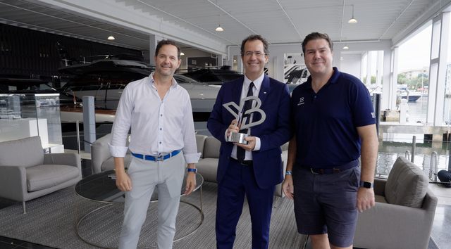 YachtBuyer Reveals Latest 5 Star Trophy Winners and Hall of Fame Additions at the 2025 FLIBS
