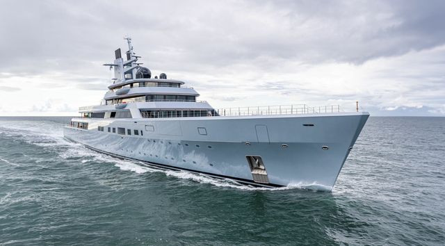 142m Lurssen Superyacht DRAGONFLY: Everything You Need to Know