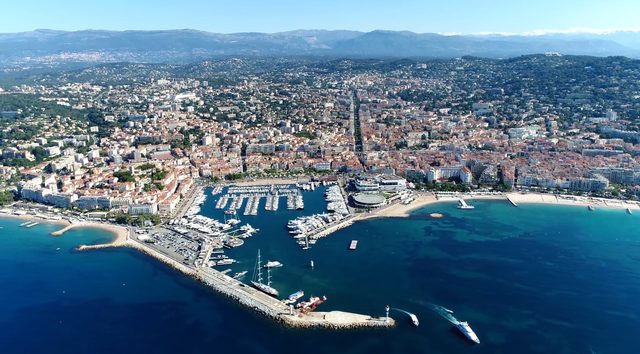 Cannes Yacht Show's fastest boats