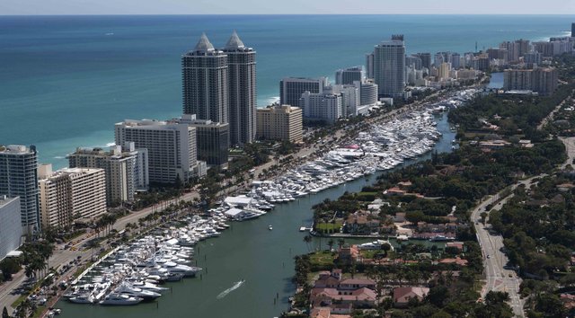 Doors set to open for revamped Miami International Boat Show