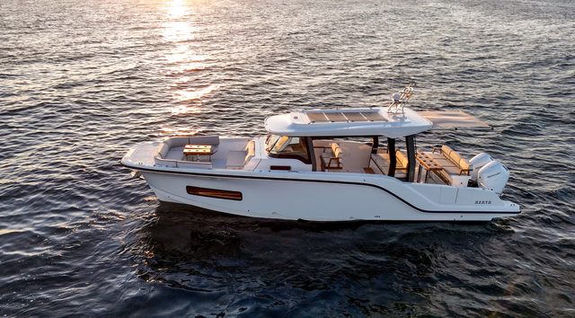 Aiata Wayfinder 38 Suntop Review (2025 Edition)