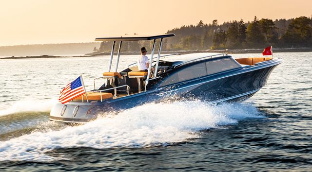 Hodgdon introduces latest 11.4m superyacht limousine tender