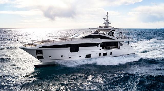 Flagship Mr OH vessel takes home World Superyacht Award