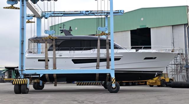 First CL Yachts CLB65 SUV Motor Yacht Launched Ahead of Hong Kong Debut 