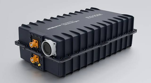 Formula 1 Engineers Launch ES10M Battery System for Hybrid Superyachts