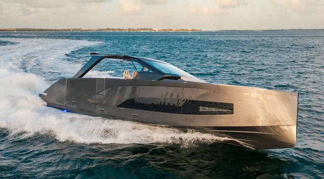 16m Manari 52 Motor Yacht Enters Luxury Performance Market with Successful Sea Trials