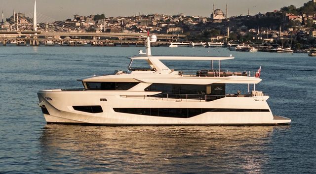 First Numarine 27XP Explorer Yacht Maske Delivered to Returning Owner
