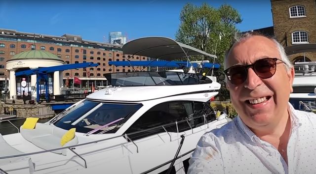 All-New Azimut Fly 53 Review (2022 Edition)