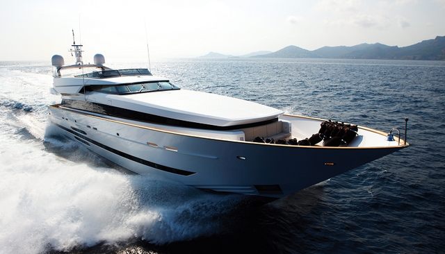  Lazy Me                                     yacht for Charter             