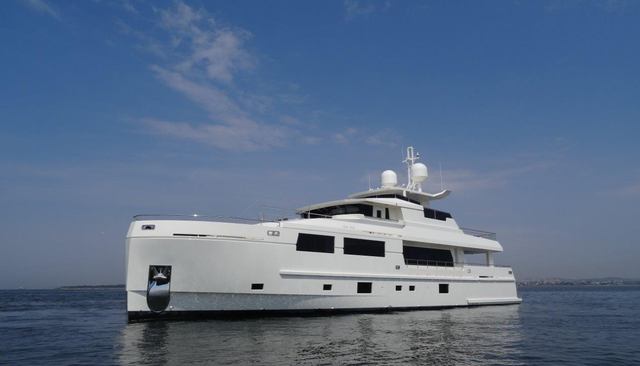  Curfew II                                     yacht for Charter             