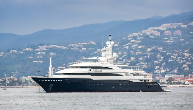  Batello                                     yacht for Charter             