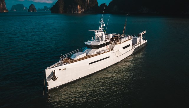  Umbra                                     yacht for Charter             