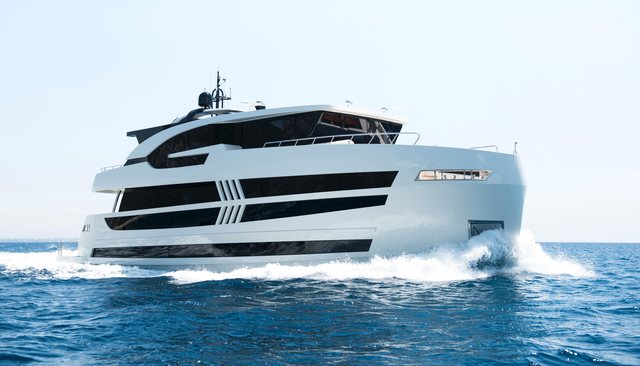  yacht for Charter             